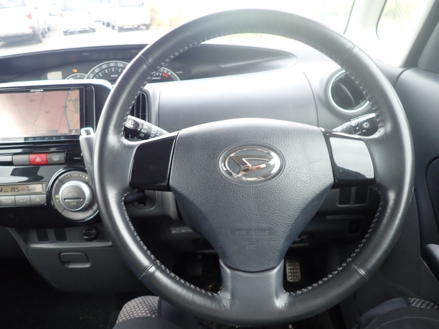 DAIHATSU TANTO 2010