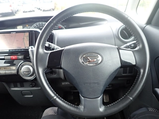 DAIHATSU TANTO 2010