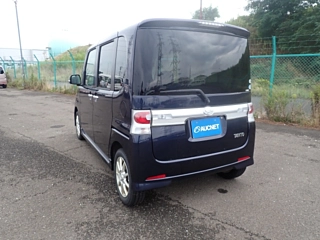DAIHATSU TANTO 2010