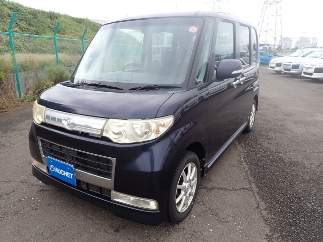 DAIHATSU TANTO 2010