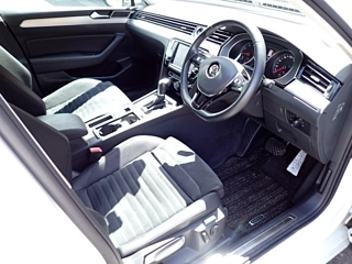 VOLKSWAGEN PASSAT VARIANT 2017