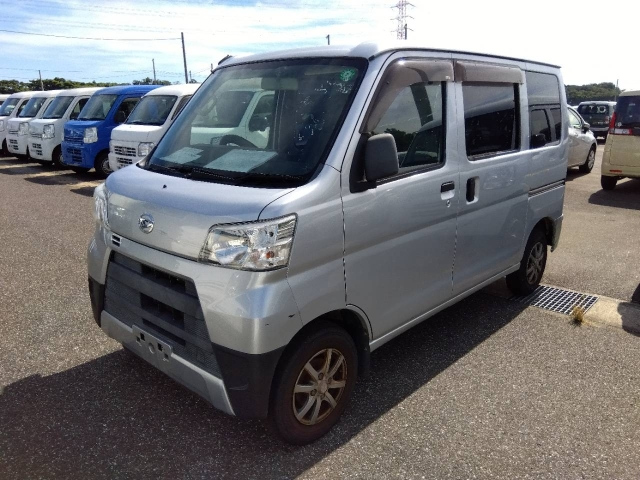 DAIHATSU HIJET VAN 2018