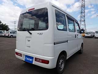 DAIHATSU HIJET VAN 2017