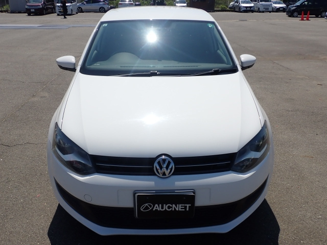 VOLKSWAGEN POLO 2013