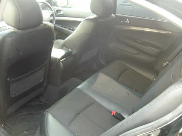 NISSAN SKYLINE 2013