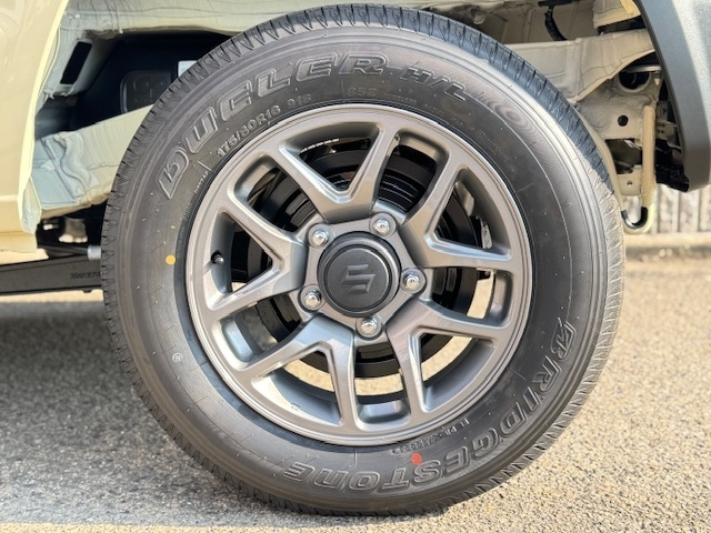 SUZUKI JIMNY 2025