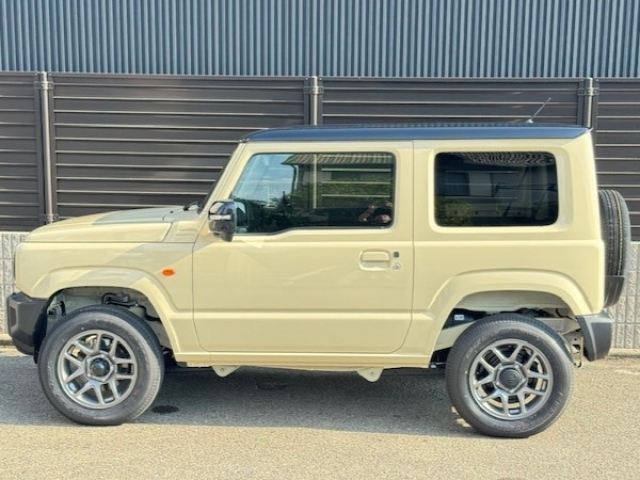 SUZUKI JIMNY 2025