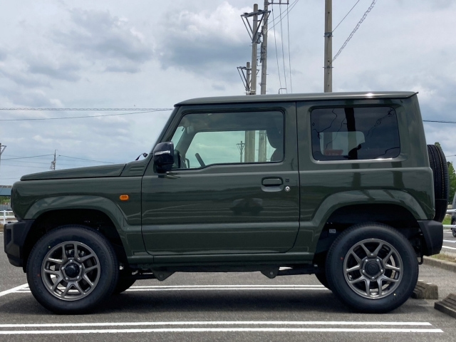 SUZUKI JIMNY 2025