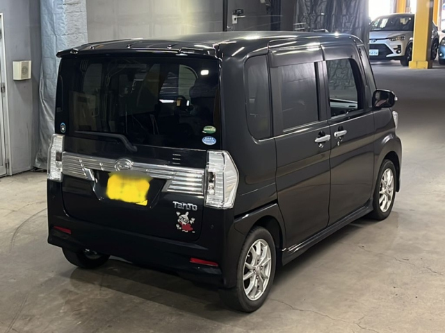 DAIHATSU TANTO 2017