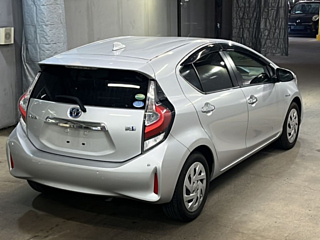 TOYOTA AQUA 2019