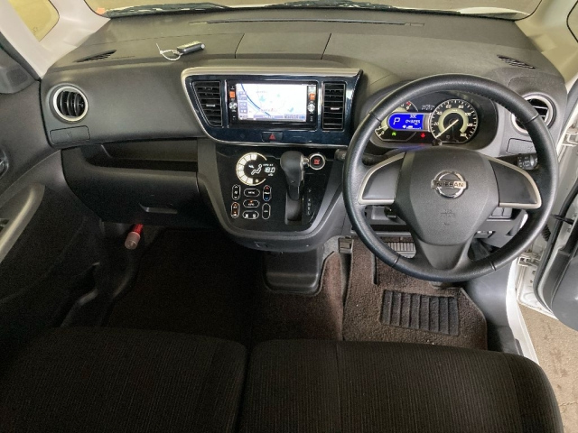 NISSAN DAYZ ROOX 2015