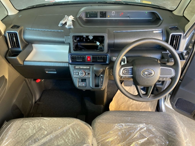 DAIHATSU TANTO 2024
