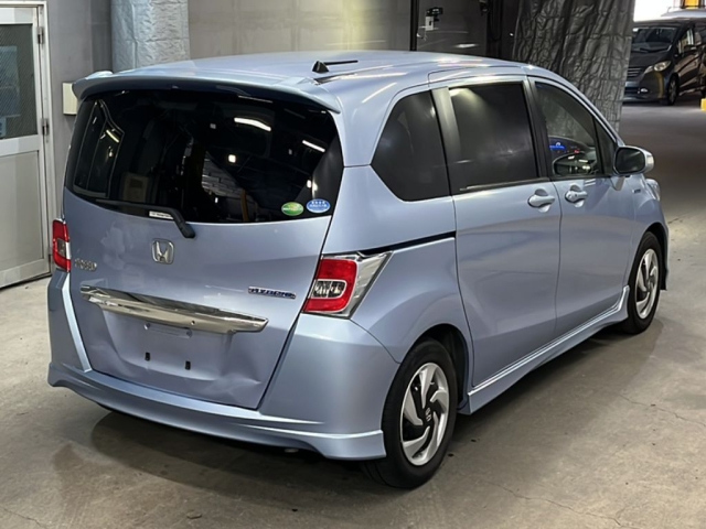 HONDA FREED 2015