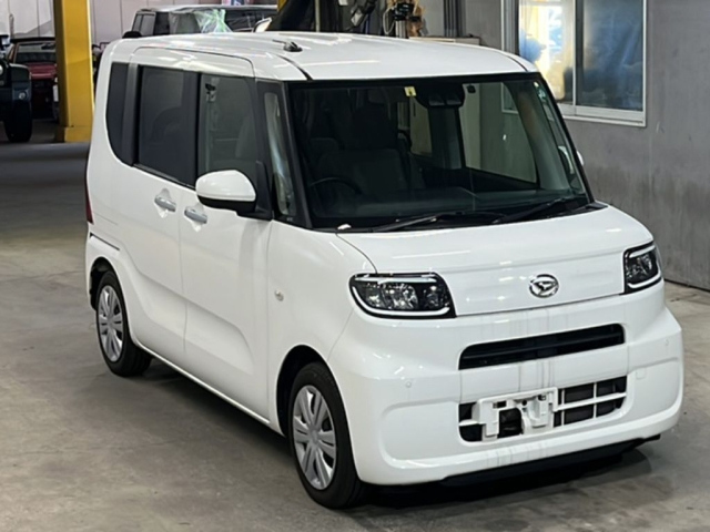 DAIHATSU TANTO 2021