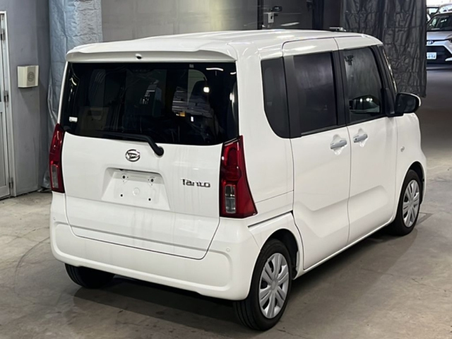 DAIHATSU TANTO 2021