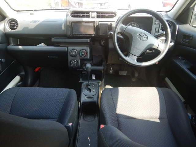 TOYOTA PROBOX 2016