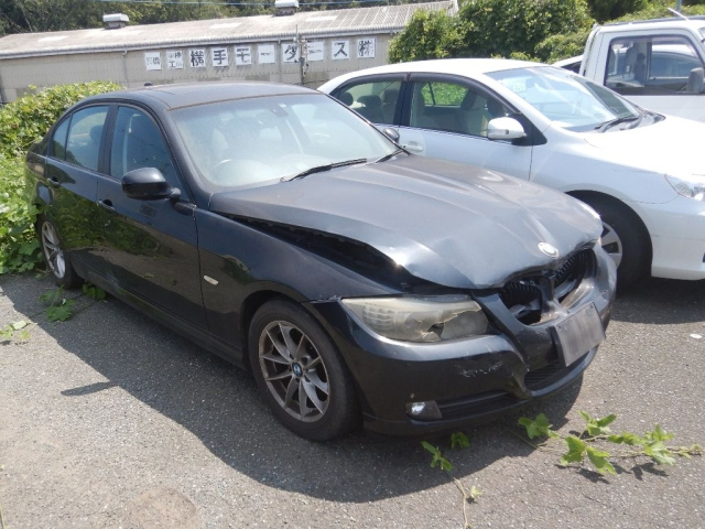 BMW 3 SERIES 2010