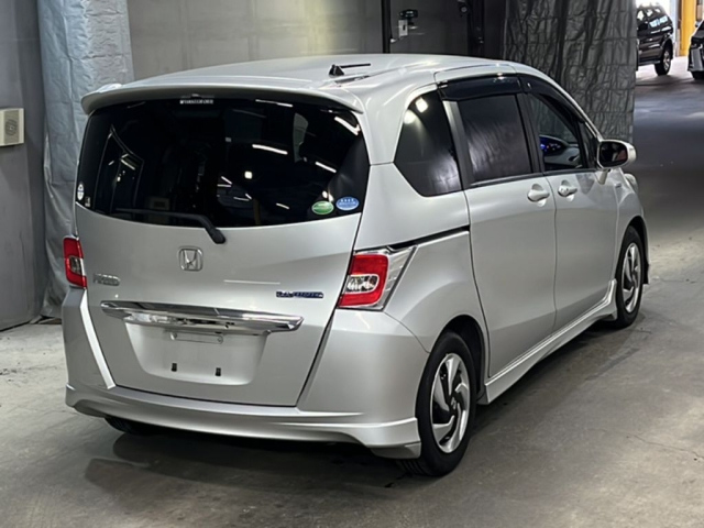 HONDA FREED 2015