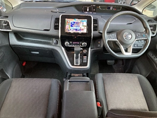 NISSAN SERENA 2017