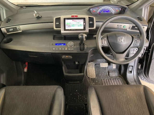 HONDA FREED 2016
