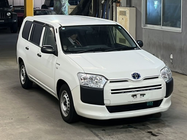 TOYOTA PROBOX 2020