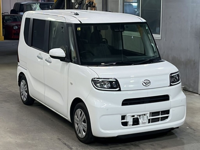 DAIHATSU TANTO 2021