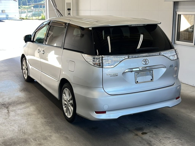 TOYOTA ESTIMA HYBRID 2009