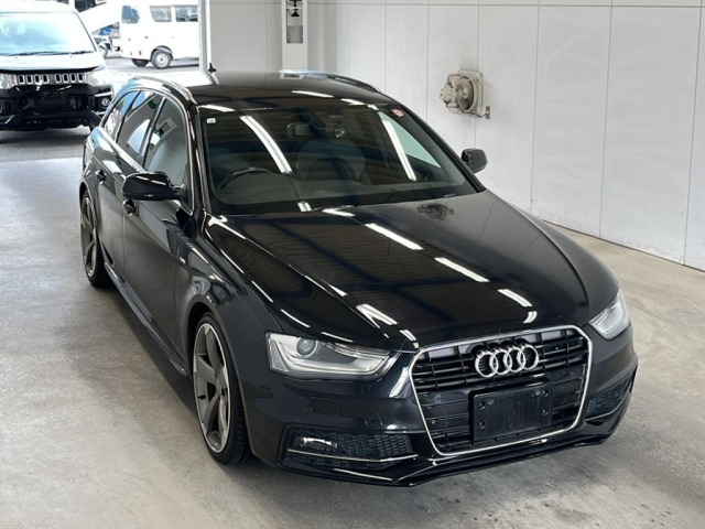 AUDI A4 2014