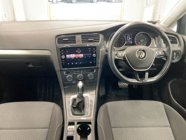 VOLKSWAGEN GOLF 2019