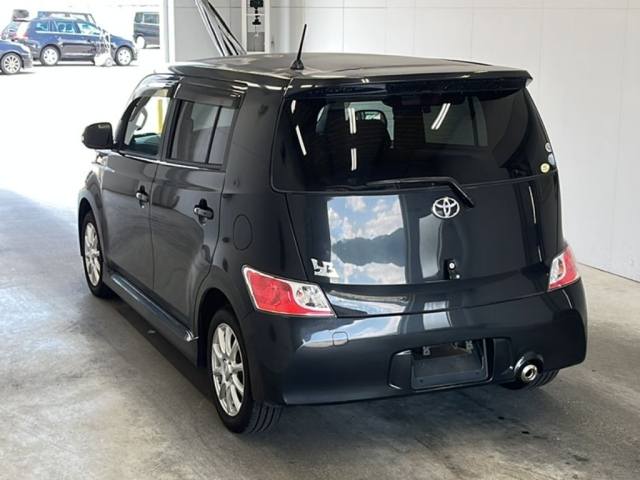 TOYOTA BB 2008