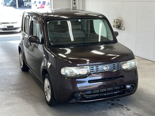 NISSAN CUBE 2010