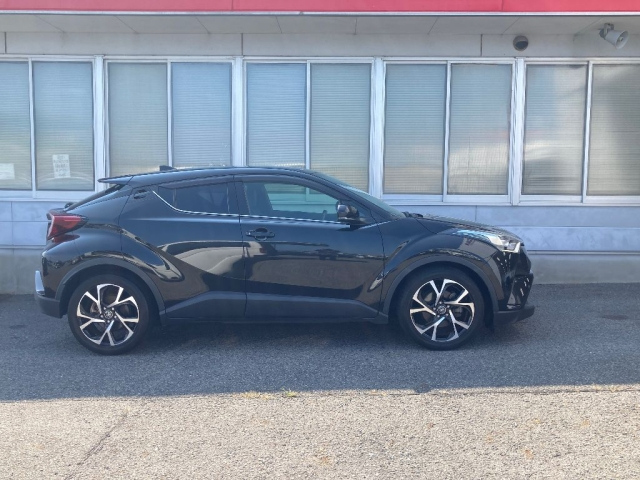 TOYOTA C-HR 2018