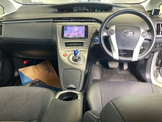TOYOTA PRIUS 2013