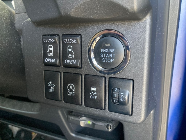 TOYOTA PIXIS MEGA 2017