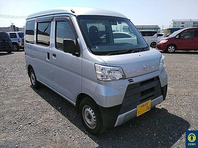 DAIHATSU HIJET VAN 2018