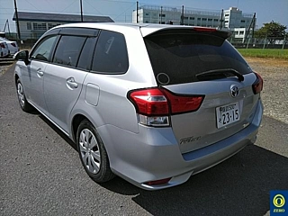 TOYOTA COROLLA FIELDER 2016