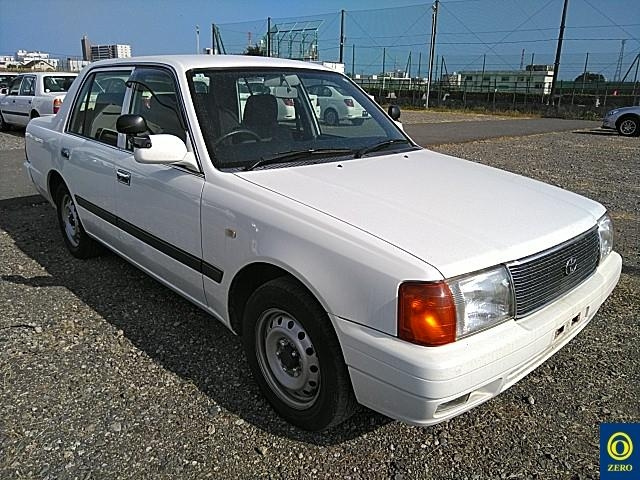 TOYOTA CROWN COMFORT 2013