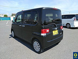 DAIHATSU TANTO 2011