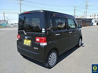 DAIHATSU TANTO 2011