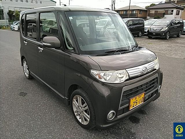 DAIHATSU TANTO 2011