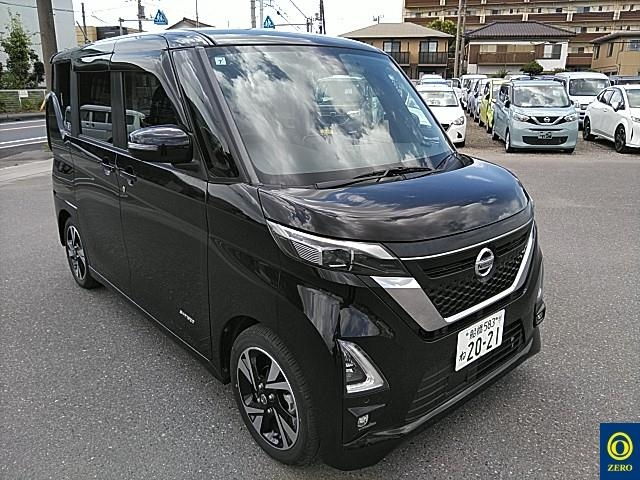 NISSAN ROOX 2021