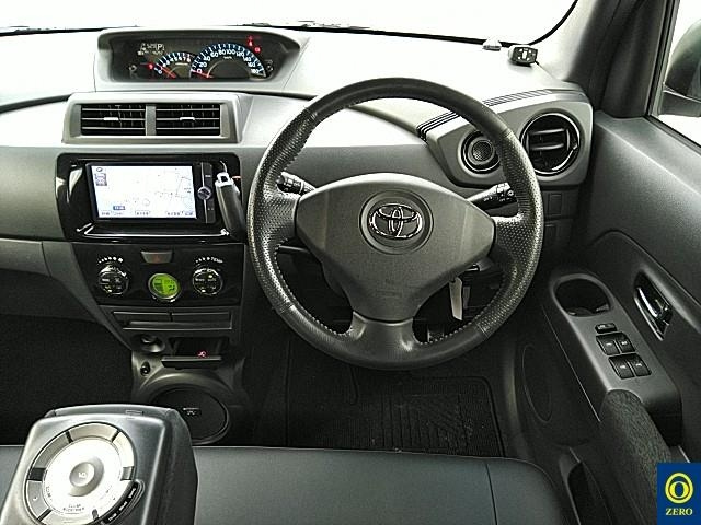 TOYOTA BB 2013