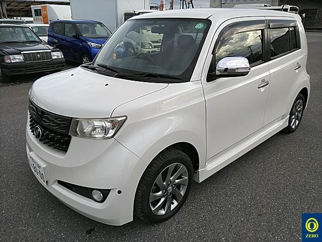 TOYOTA BB 2013