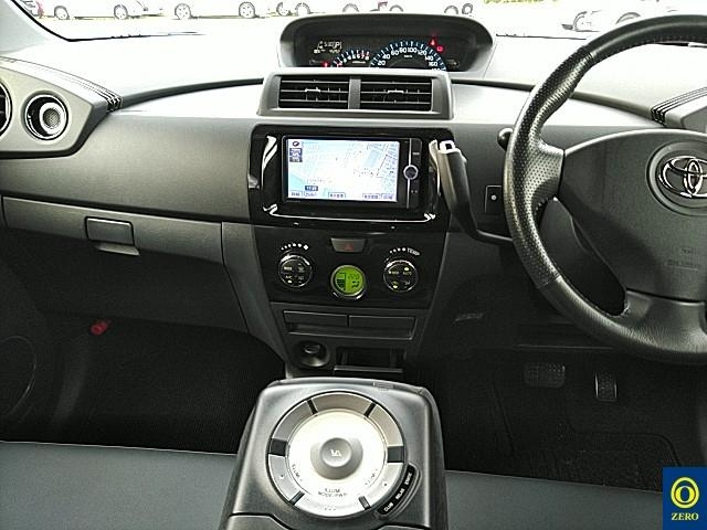 TOYOTA BB 2013