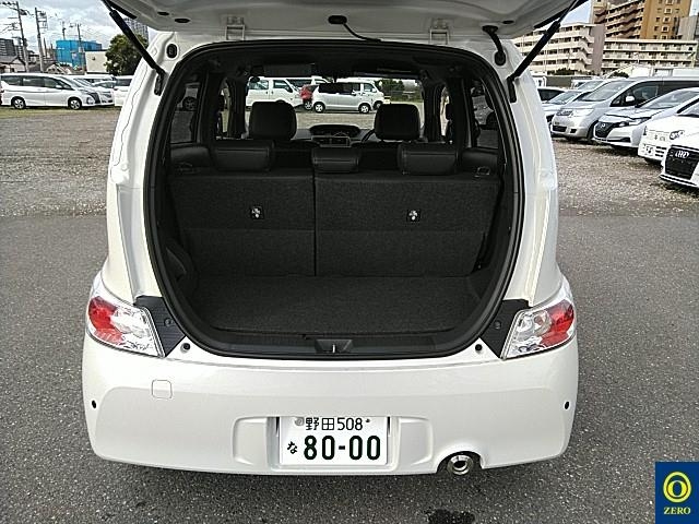 TOYOTA BB 2013