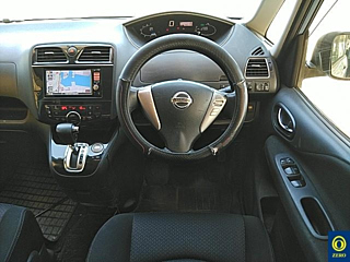 NISSAN SERENA 2013