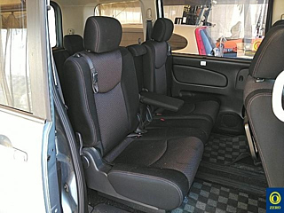NISSAN SERENA 2013
