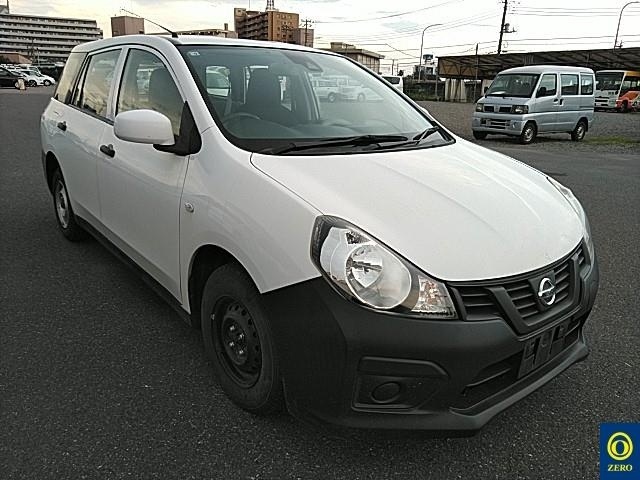 NISSAN AD 2019