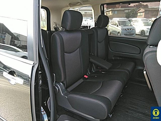 NISSAN SERENA 2011