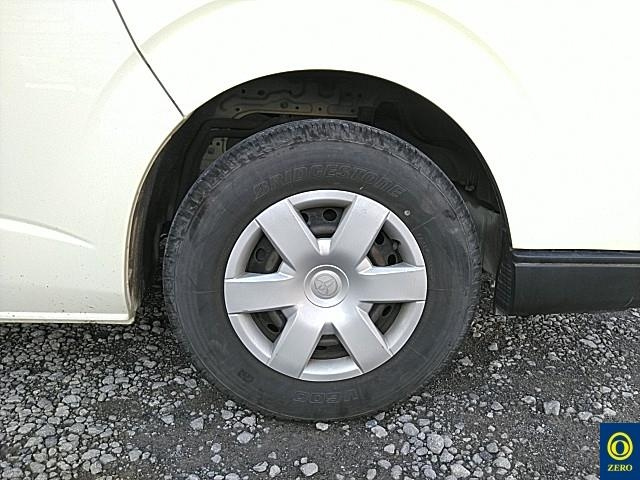 TOYOTA HIACE VAN 2013